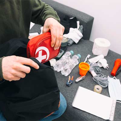 COMO PREPARAR UNA MOCHILA DE SUPERVIVENCIA